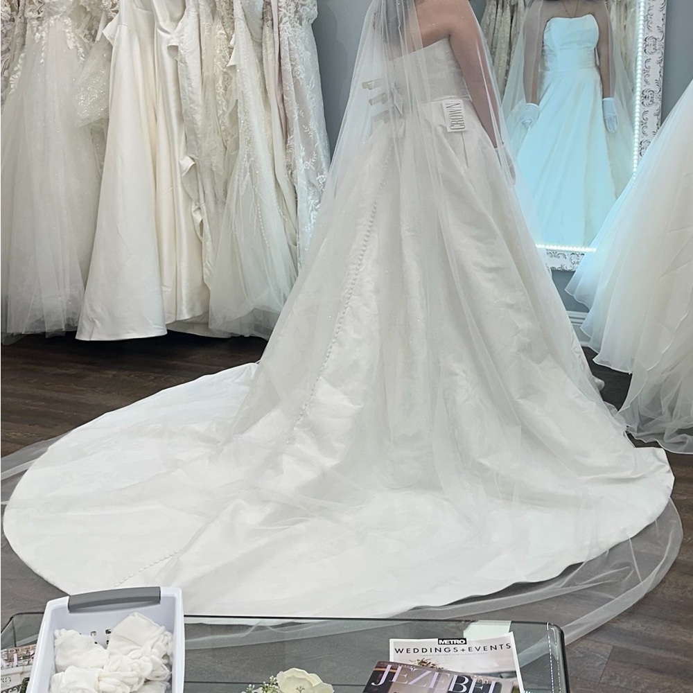Elegant White Wedding Dress with Train